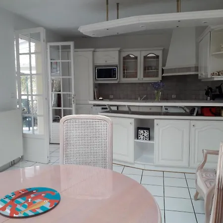 Villa Soulac-Sur-Mer, 5 Pieces, 10 Personnes - Fr-1-648-81 Villa Soulac-sur-Mer